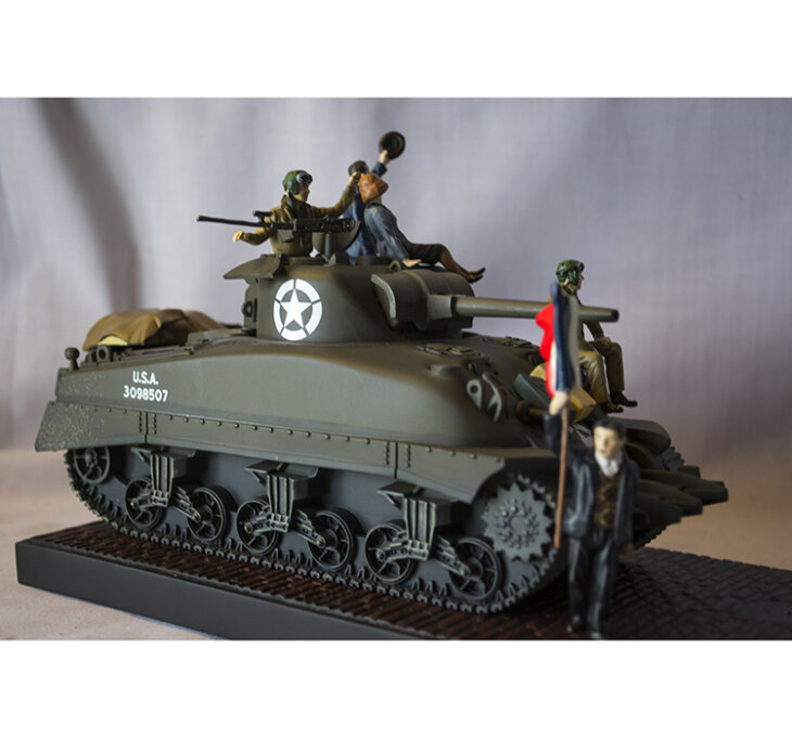 American VE Day tank - Image 7