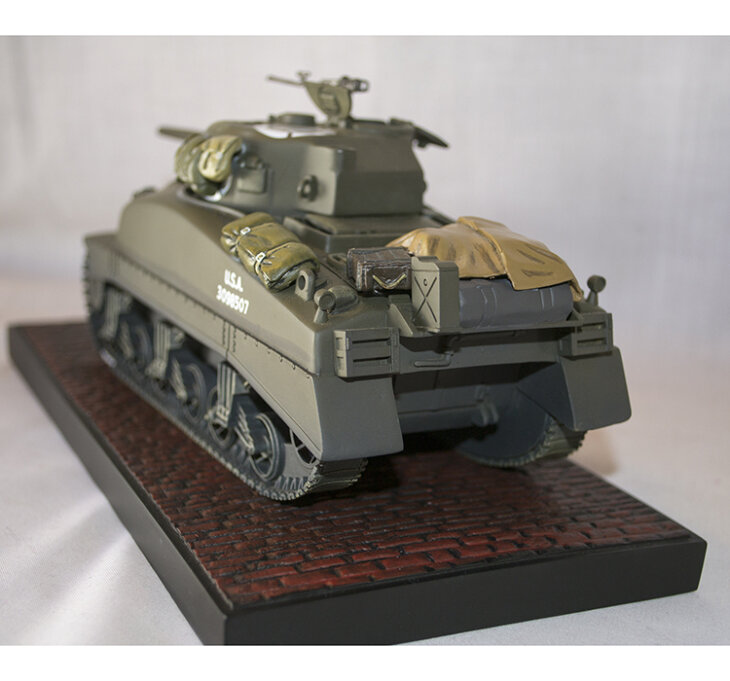 American VE Day tank - Image 4