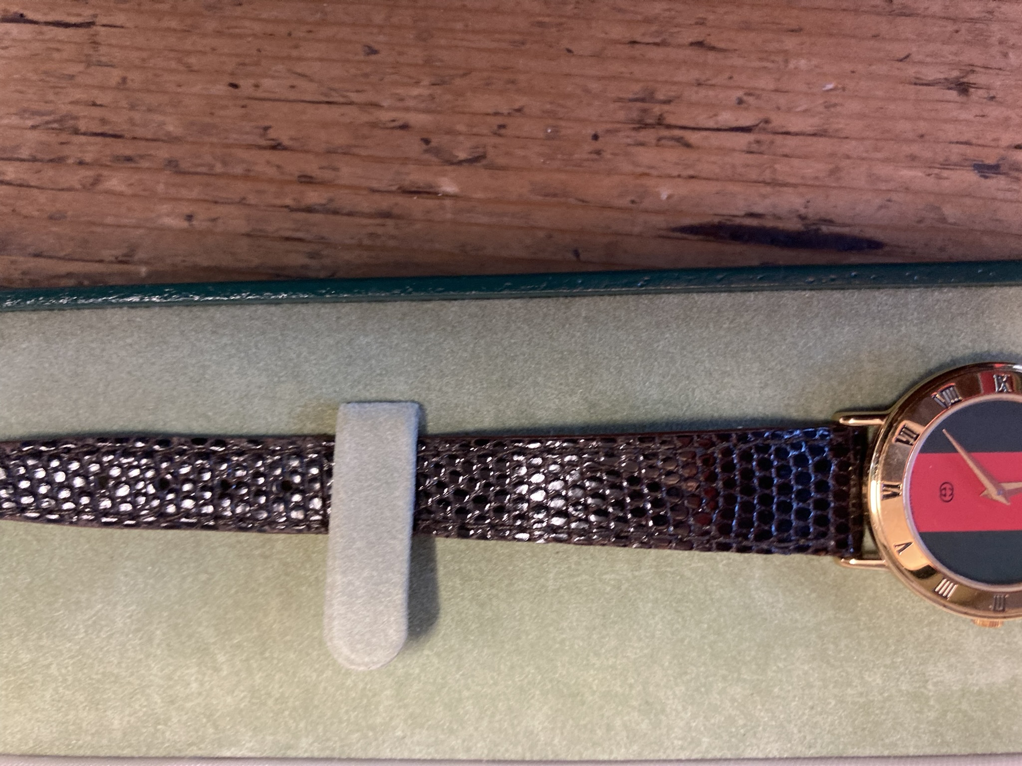 Gucci Sherry Line Gold Brown Leather Watch - Image 2